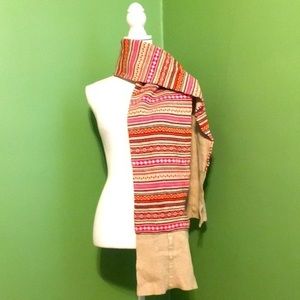 Lands End scarf in a pink, orange, tan and brown design‎